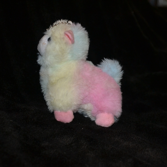 NWOT Rainbow Alpaca Plush Keychain - Picture 4 of 4